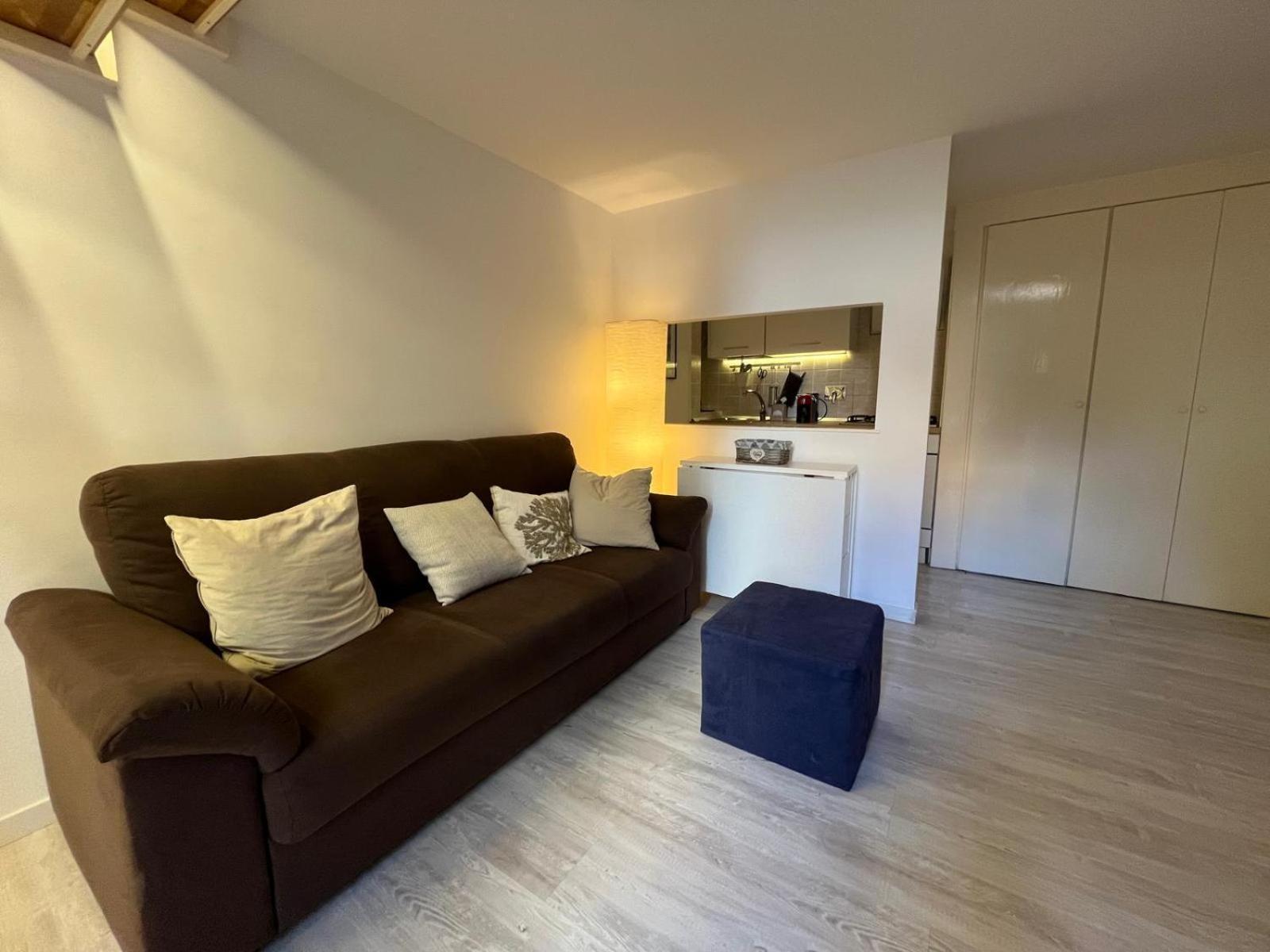 Ladolcevita - Casa Milvia Rome
